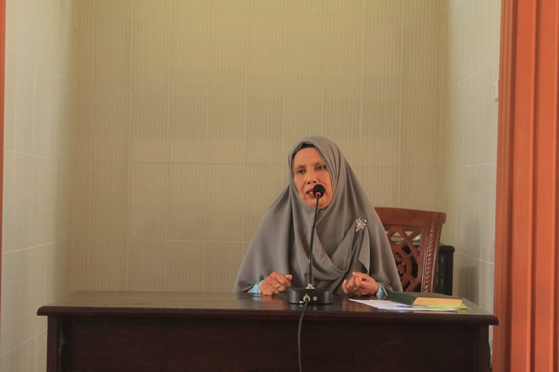 Lurah Rajabasa Jaya memberikan ceramah untuk warga LDII Rajabasa, Bandar Lampung