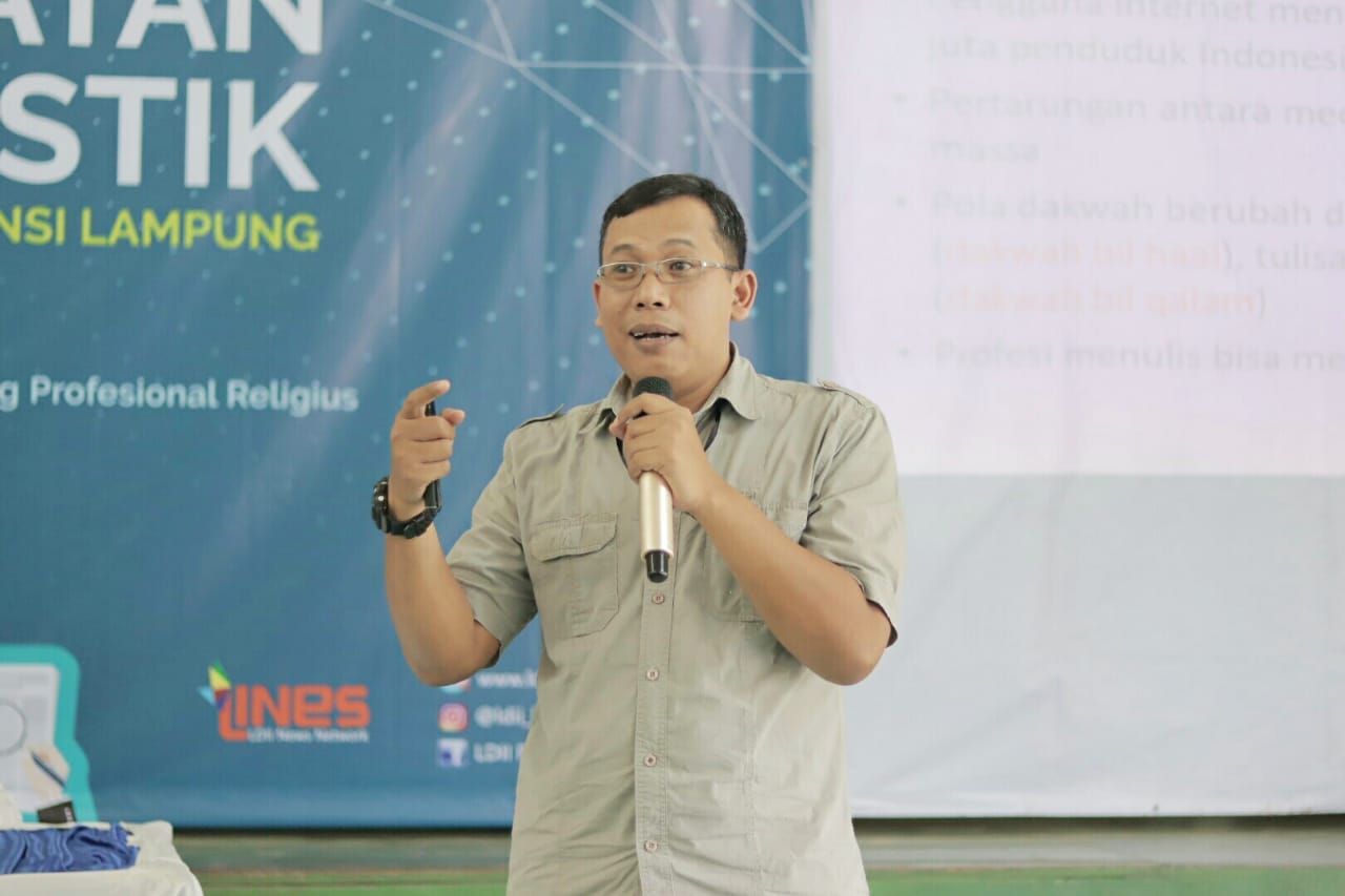 Menulis Sebagai Media Dakwah Islam