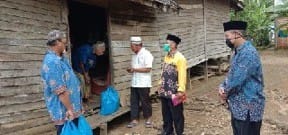 Kembangkan Solidaritas, LDII Tanah Laut Bagi Paket Sembako