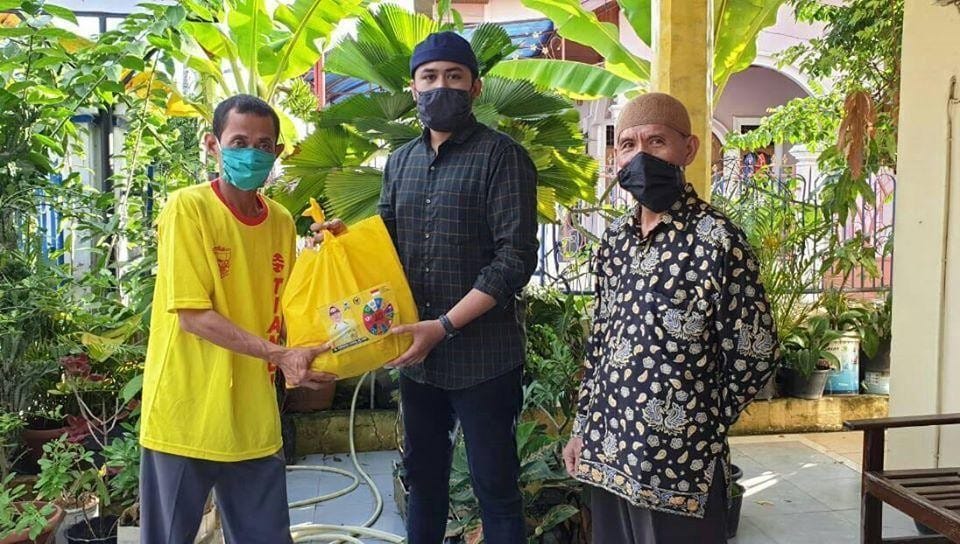 LDII Serahkan Bantuan Sembako pada Warga
