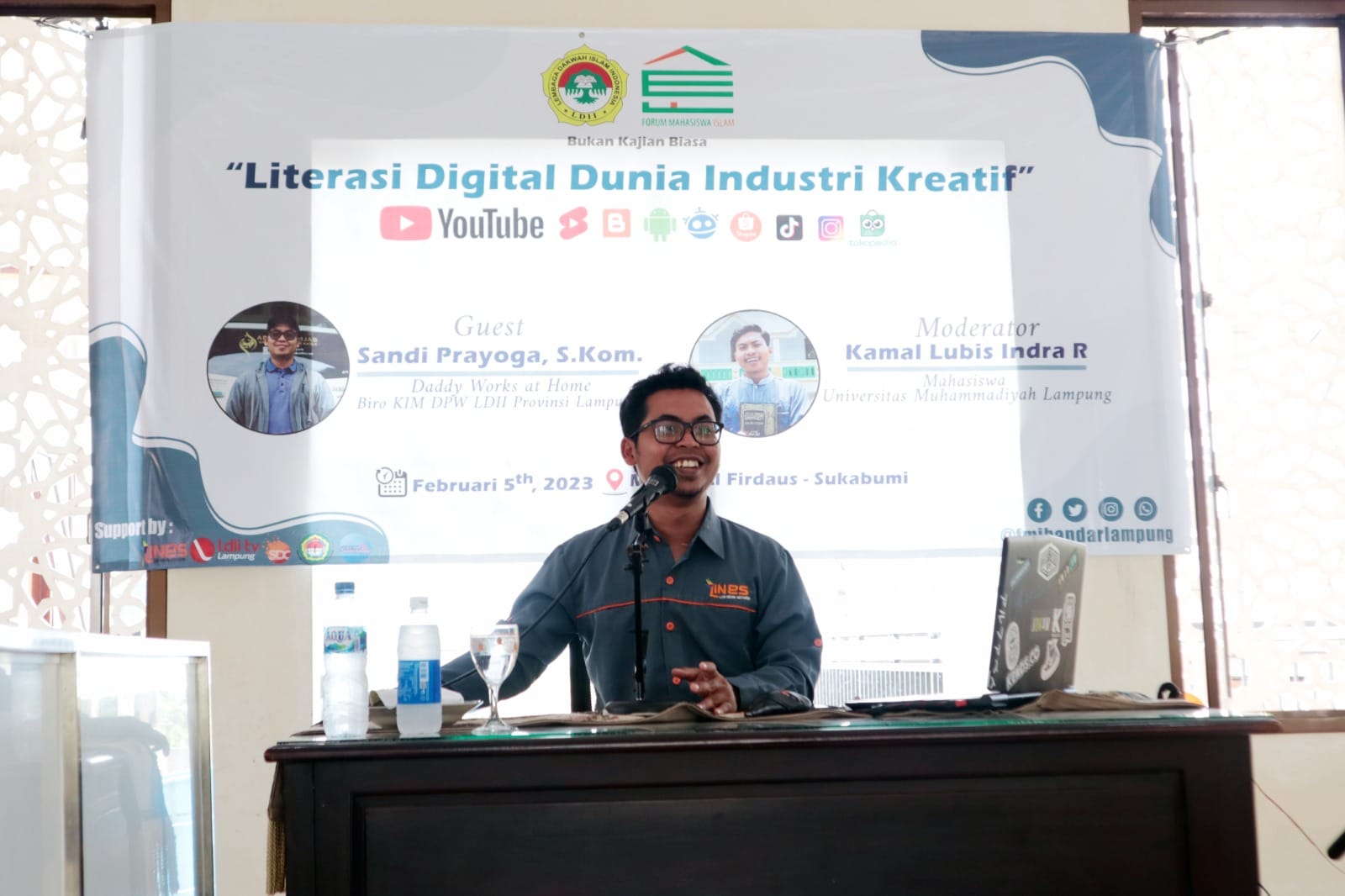 Anggota Lines Lampung, Beri Pelatihan Digital Ke Mahasiswa