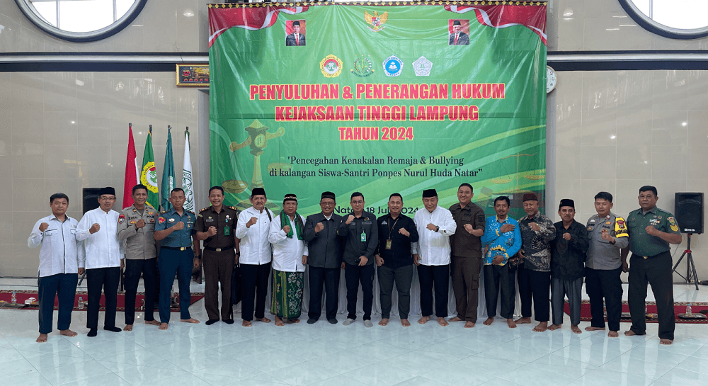 kejati lampung gelar penyuluhan hukum bersama ldii di ponpes nurul huda