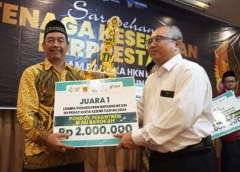 Peringati Hari Kesehatan Nasional, Ponpes Wali Barokah Raih Predikat Pesantren Sehat