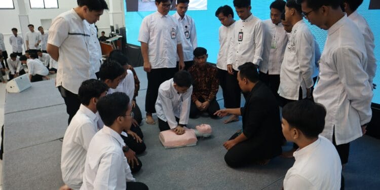 DPP LDII Gelar Pelatihan Bantuan Hidup Dasar di Ponpes Wali Barokah