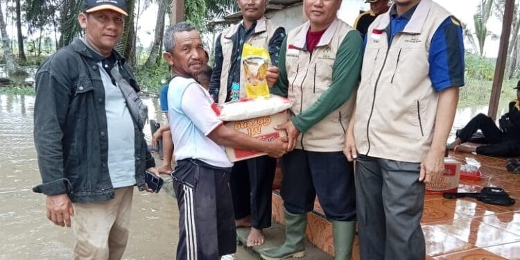 LDII Tulang Bawang Salurkan Bantuan Korban Banjir Dente Teladas