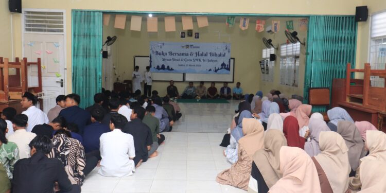 SMK Tri Sukses Gelar Buka Bersama dan Halal Bihalal