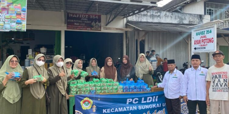 LDII Sungkai Utara Semarakkan Ramadan dengan Berbagi Takjil bagi Pengguna Jalan