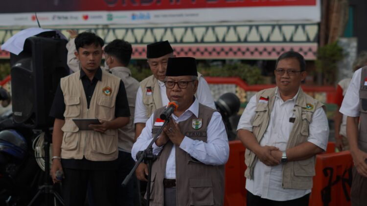 LDII dan FKUB Lampung Gelar Aksi Sosial, Bagikan Ribuan Takjil kepada Pengguna Jalan