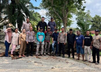 Polsek Seputih Surabaya Gelar Kerja Bakti Bersama Masyarakat di Gaya Baru 1