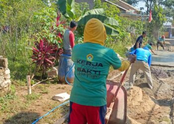 LDII Kemiling Gelar Kerja Bakti, Cor Jalan Akses Masjid Abdurrahman bin Auf