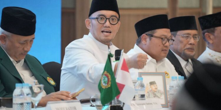 Dahnil Anzar Simanjuntak saat menyampaikan materi mengenai ancaman kedaulatan bangsa dalam Sekolah Virtual Kebangsaan (SVK) Seri II yang digelar DPP LDII di Jakarta, Sabtu (23/8/2025).