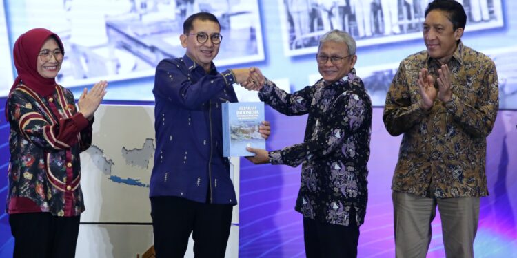 Kemenbud RI Terbitkan Buku Sejarah Indonesia Edisi Reformulasi