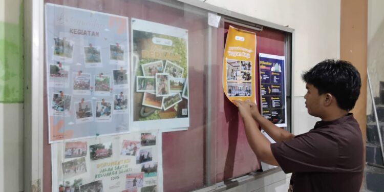 Asah Kreativitas, Santri LDII Natar Aktifkan Majalah Dinding Bulanan