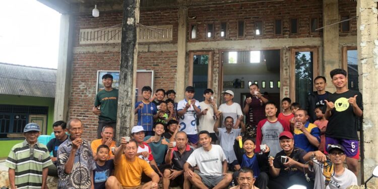 Jelang Ramadan, Warga LDII Hajimena Kompak Bersihkan Masjid dan Lingkungan