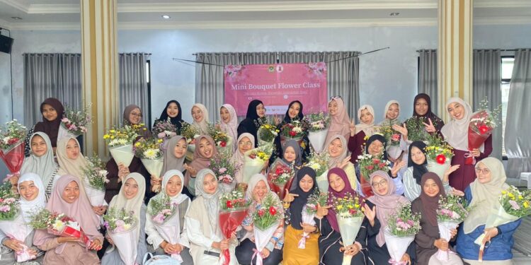 Dorong Kemandirian Ekonomi, Keputrian LDII Gelar Workshop Florist
