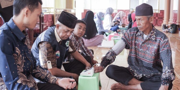 Pastikan Warga Sehat Saat Puasa, LDII Jati Agung Adakan Cek Kesehatan Gratis