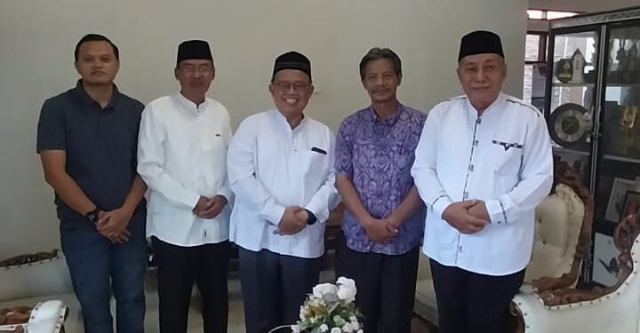 Perkuat Ukhuwah di Bulan Syawal, LDII Lampung Silaturahim dengan Ketua PW Muhammadiyah